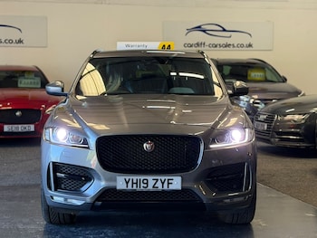 Used Jaguar F-Pace 2019 for sale - 79105055: Photo