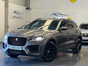 Used Jaguar F-Pace 2019 for sale - 79105055: Photo