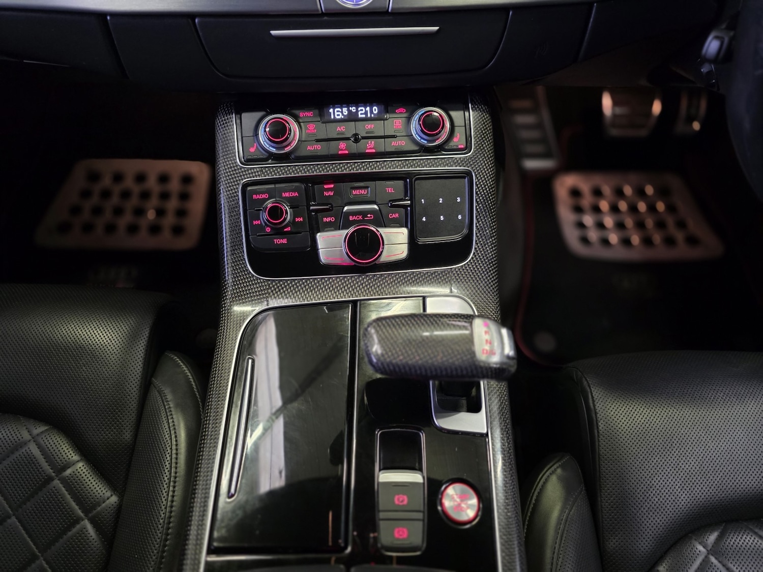 Used Audi S8 2016 for sale - 76510968: Photo 15