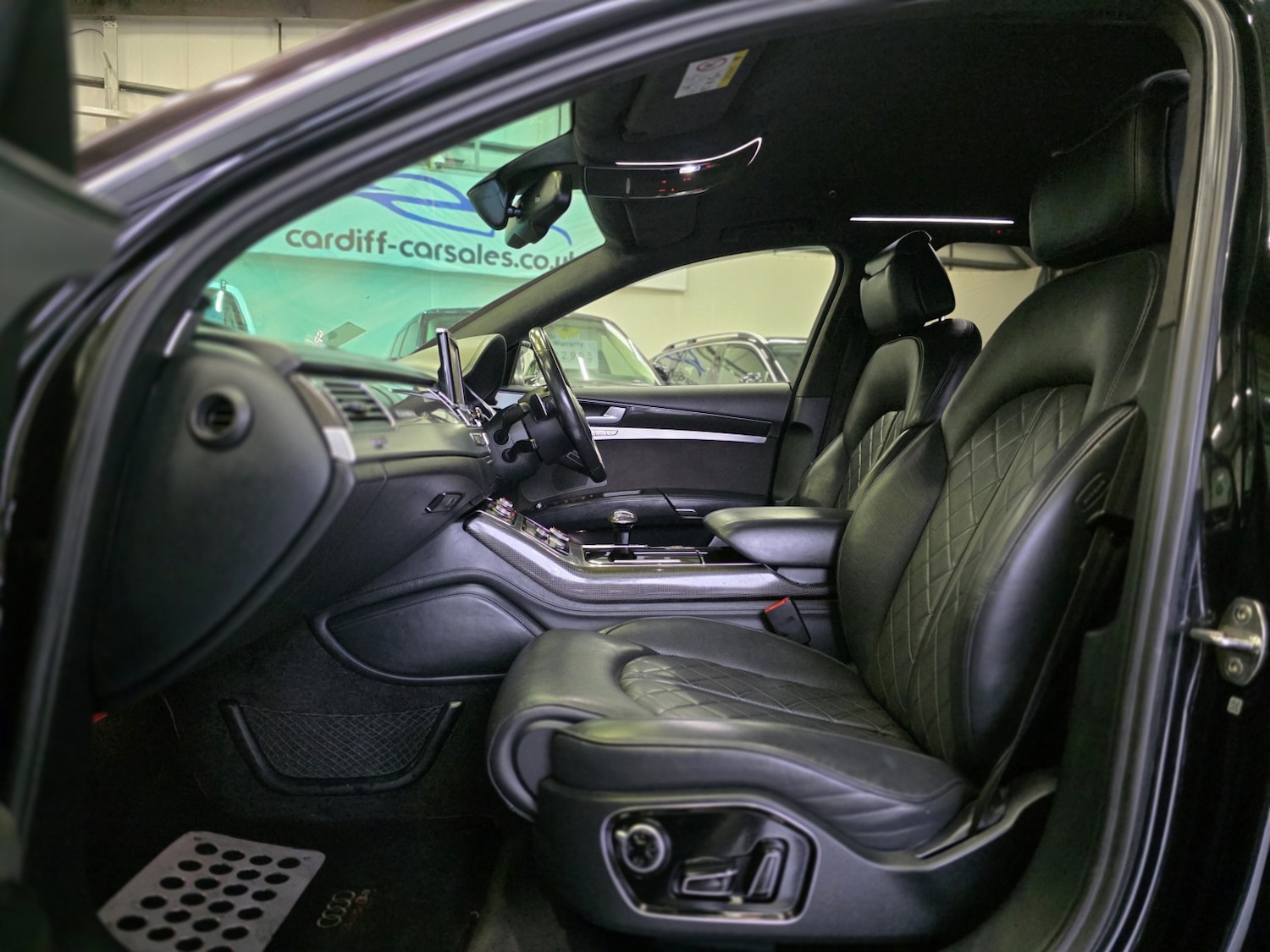 Used Audi S8 2016 for sale - 76510968: Photo 9