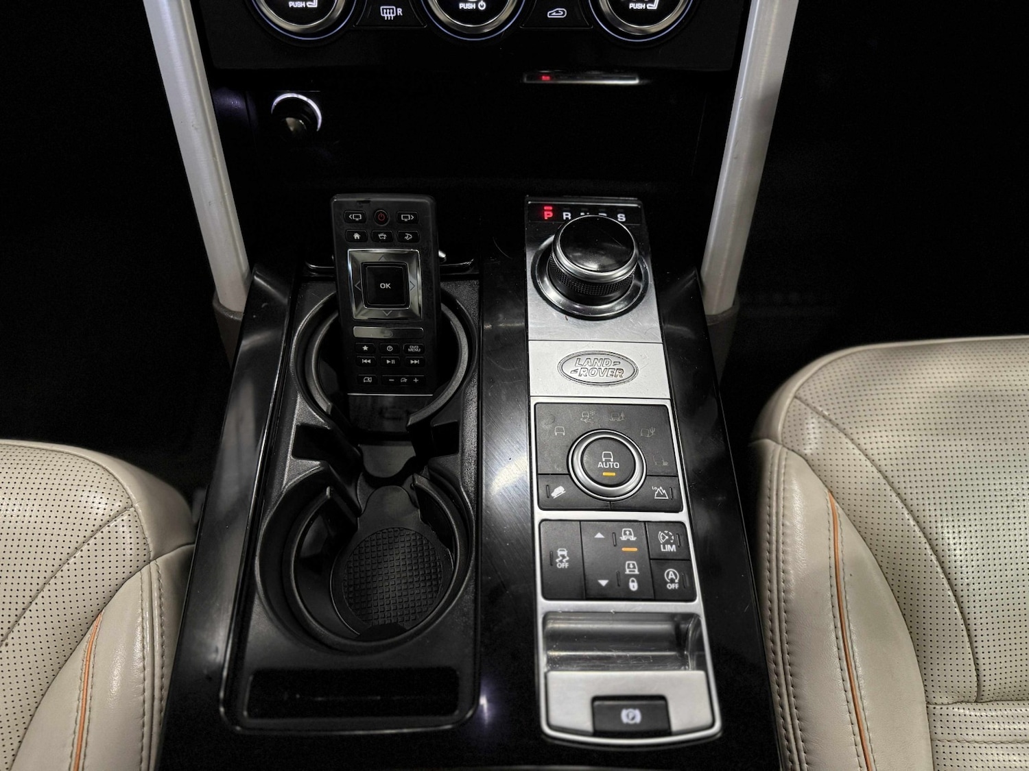 Used Land Rover Discovery 2018 for sale - 77494794: Photo 17