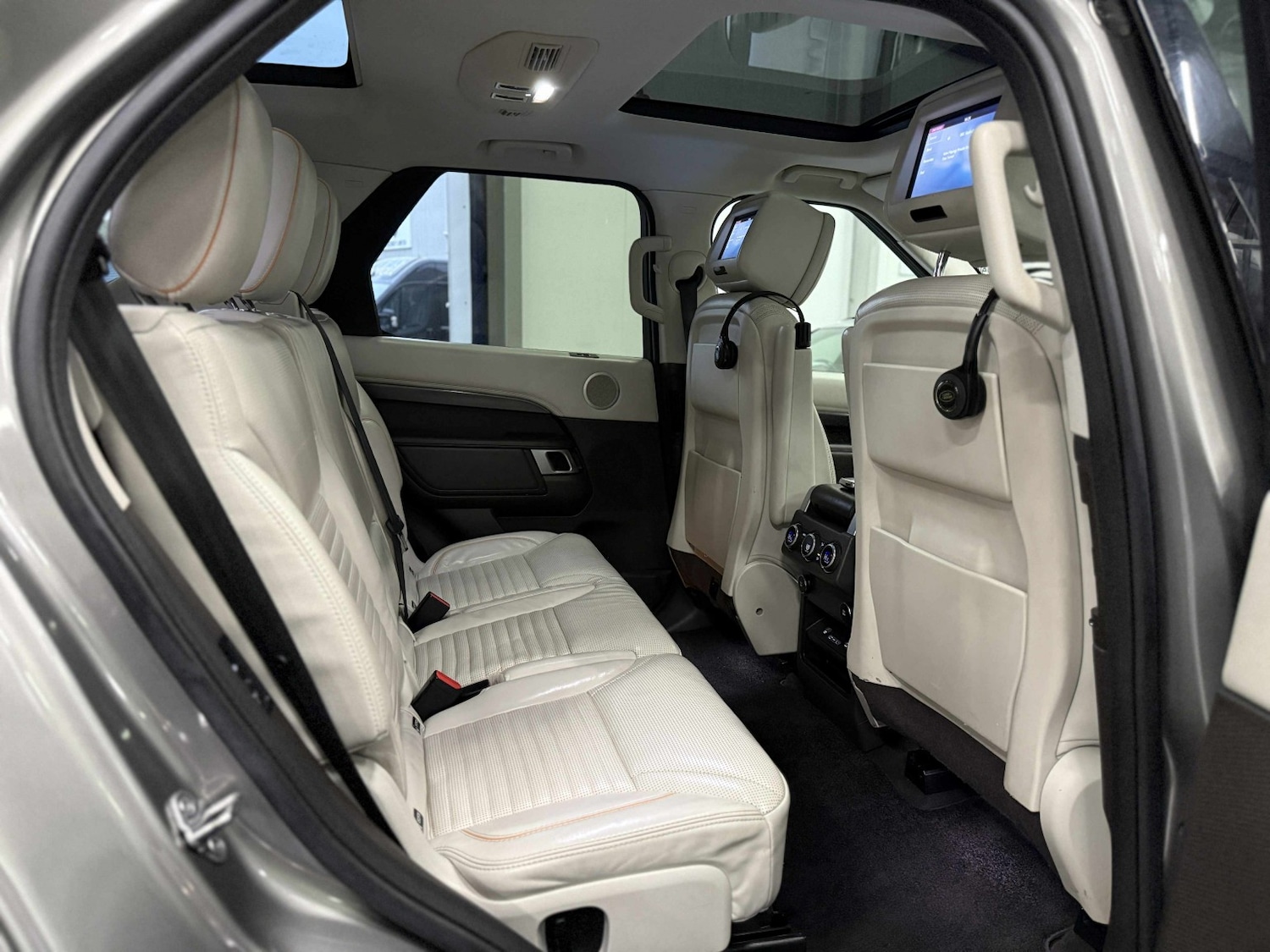 Used Land Rover Discovery 2018 for sale - 77494794: Photo 22