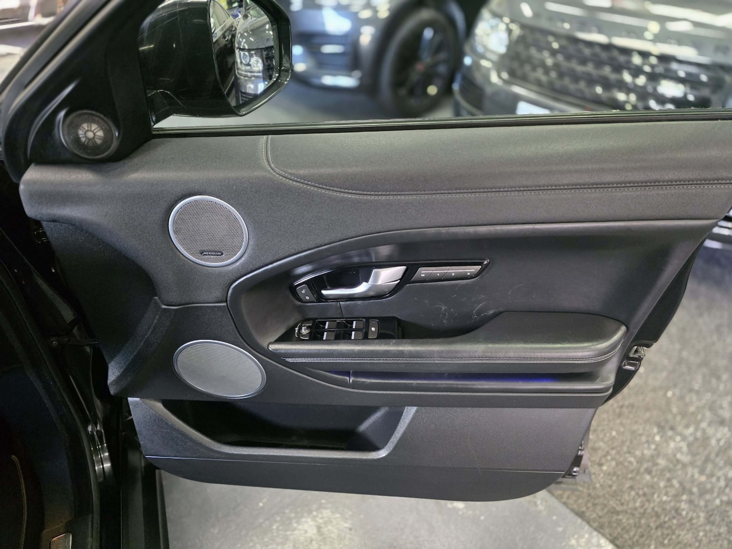 Used Land Rover Range Rover Evoque 2017 for sale - 76911064: Photo 24