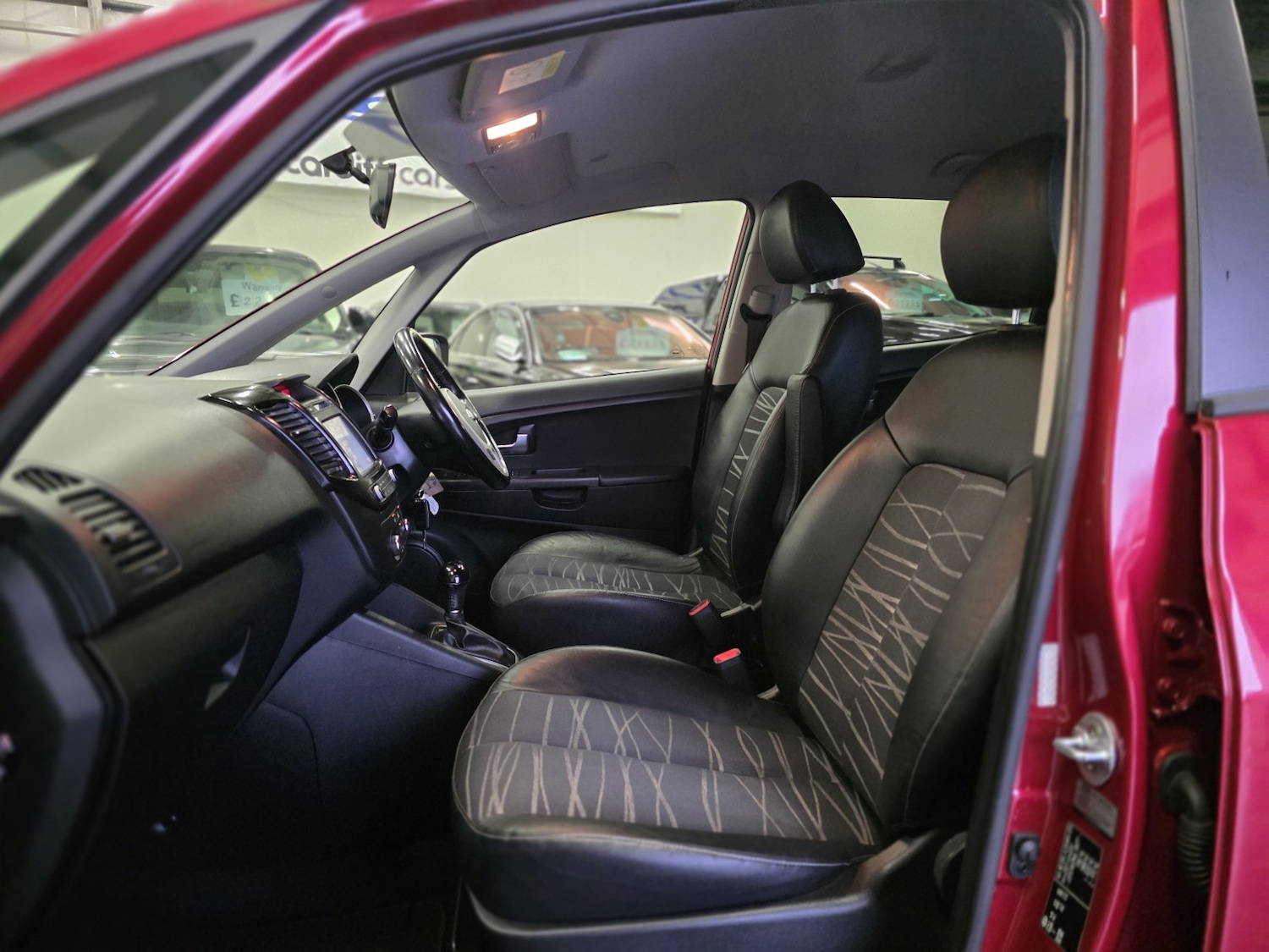 Used Kia Venga 2016 for sale - 77289230: Photo 9