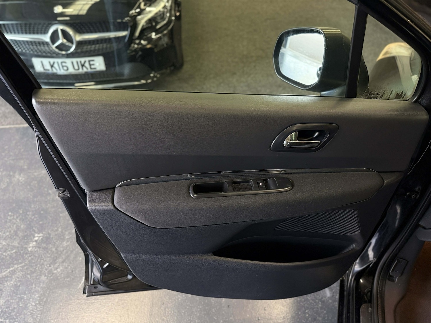 Used Peugeot 5008 2016 for sale - 78031627: Photo 24