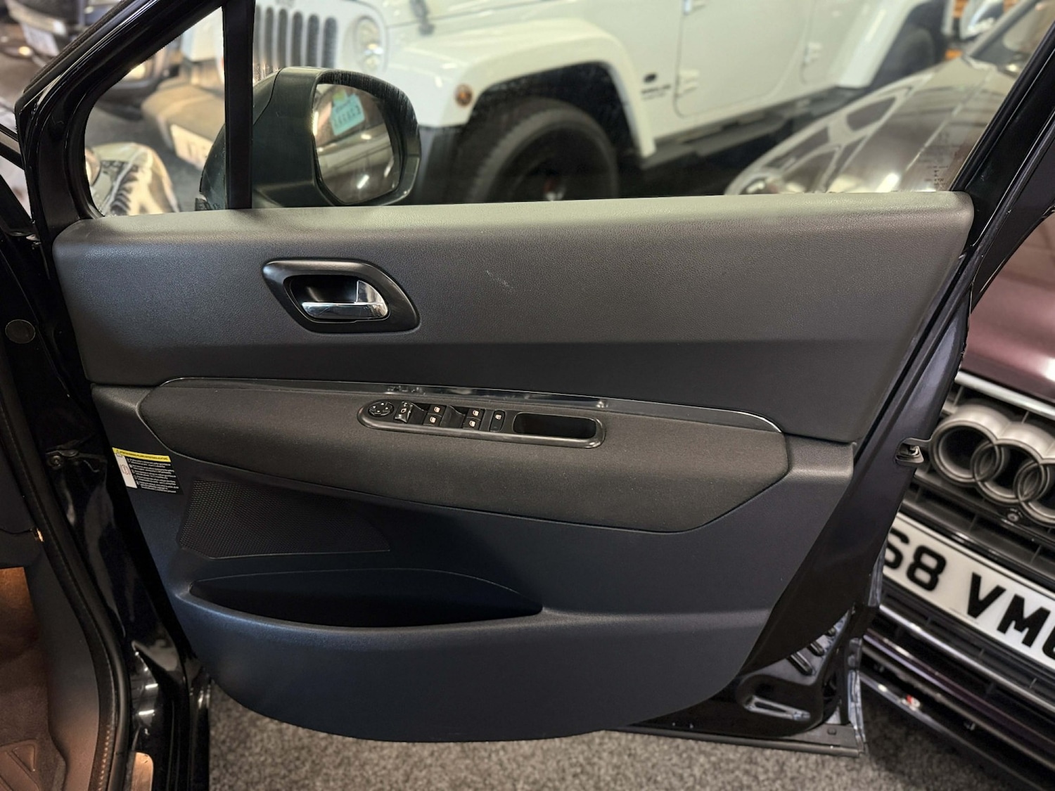 Used Peugeot 5008 2016 for sale - 78031627: Photo 25