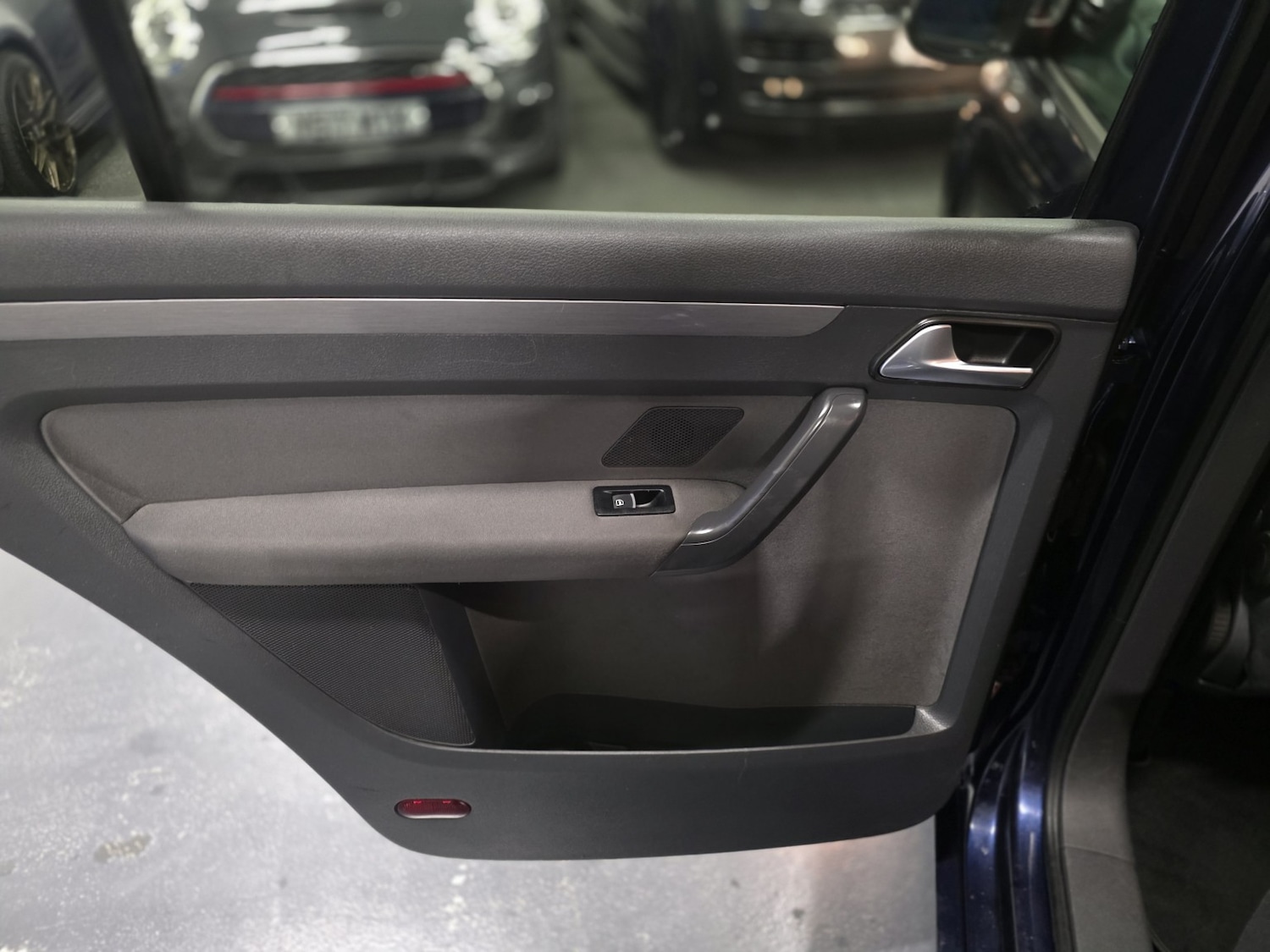 Used Volkswagen Touran 2013 for sale - 76418379: Photo 26