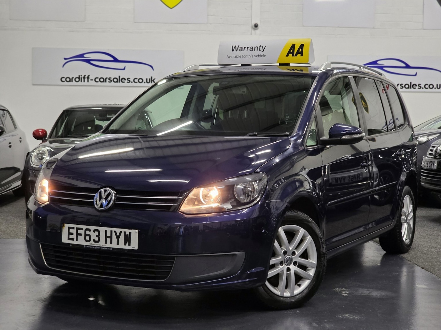 Used Volkswagen Touran 2013 for sale - 76418379: Photo 3