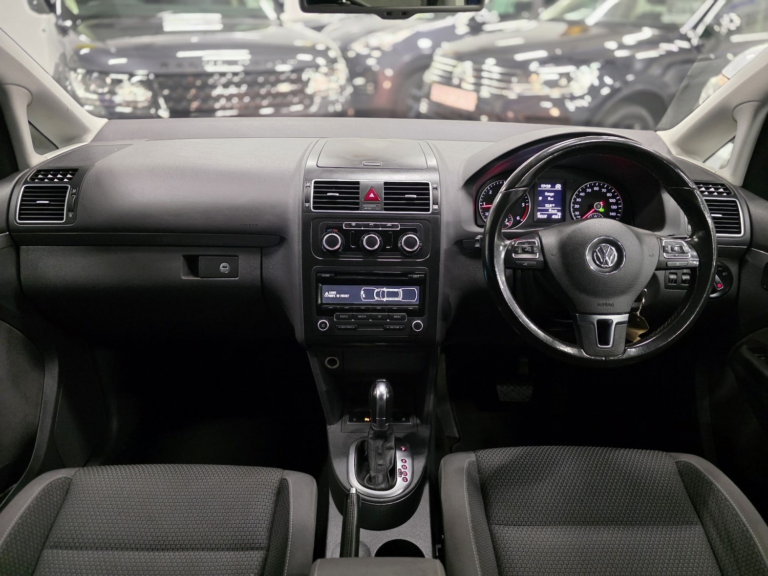 Used Volkswagen Touran 2013 for sale - 76418379: Photo 9