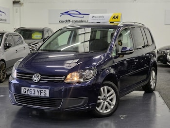 Used Volkswagen Touran 2014 for sale - 76164544: Photo 4