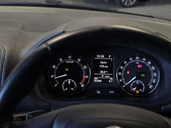 Used Skoda Fabia 2010 for sale - 75681563: Photo 12