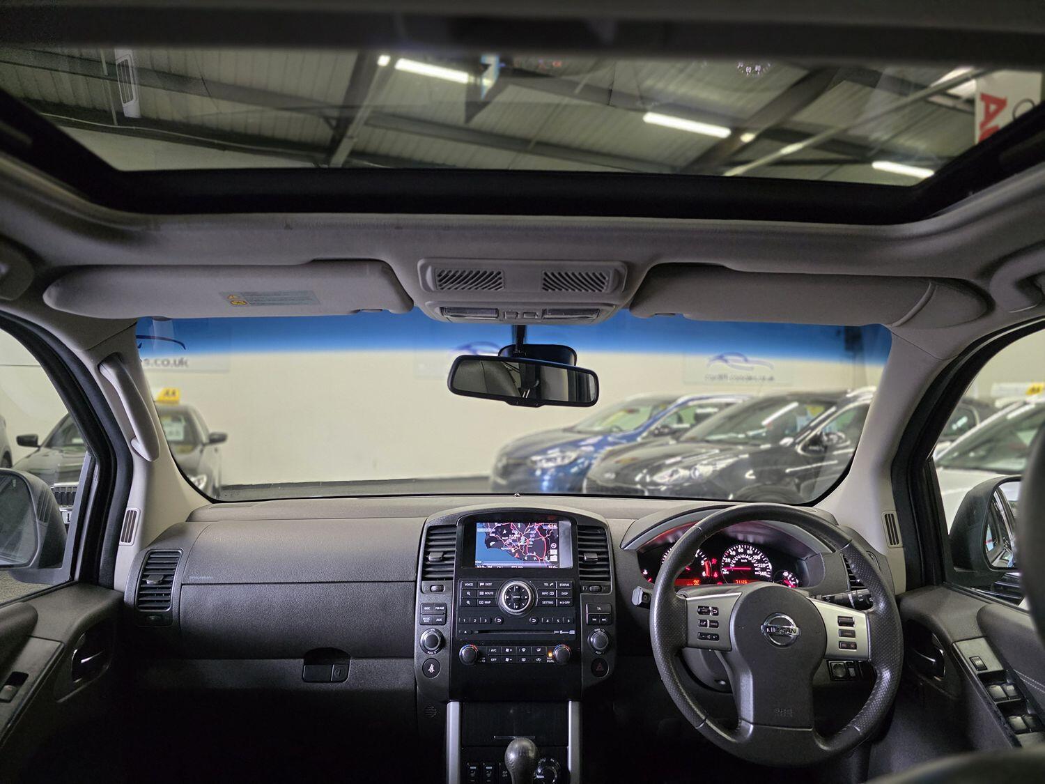 Used Nissan Pathfinder 2012 for sale - 76093716: Photo 2