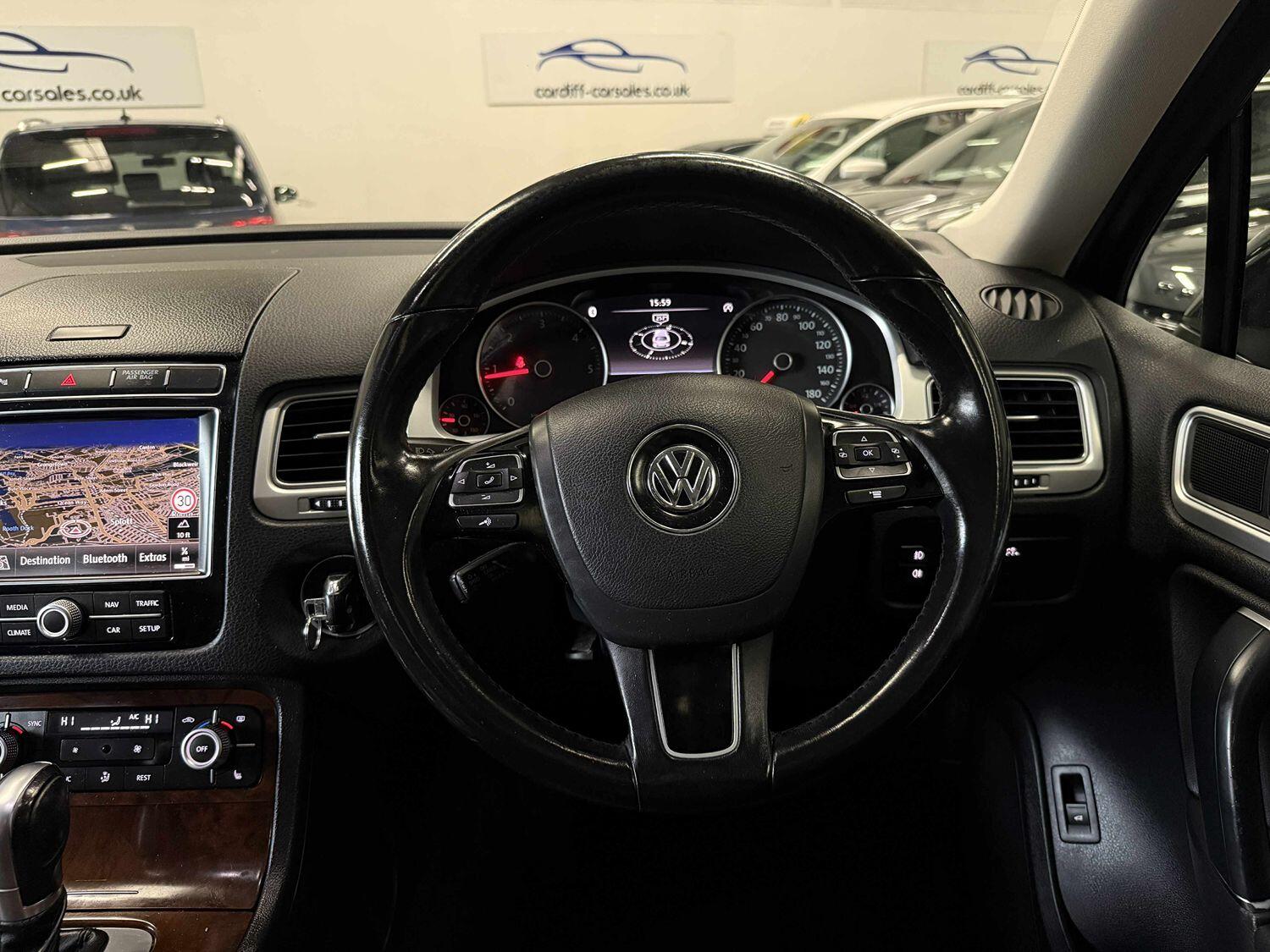 Used Volkswagen Touareg 2017 for sale - 76174068: Photo 11