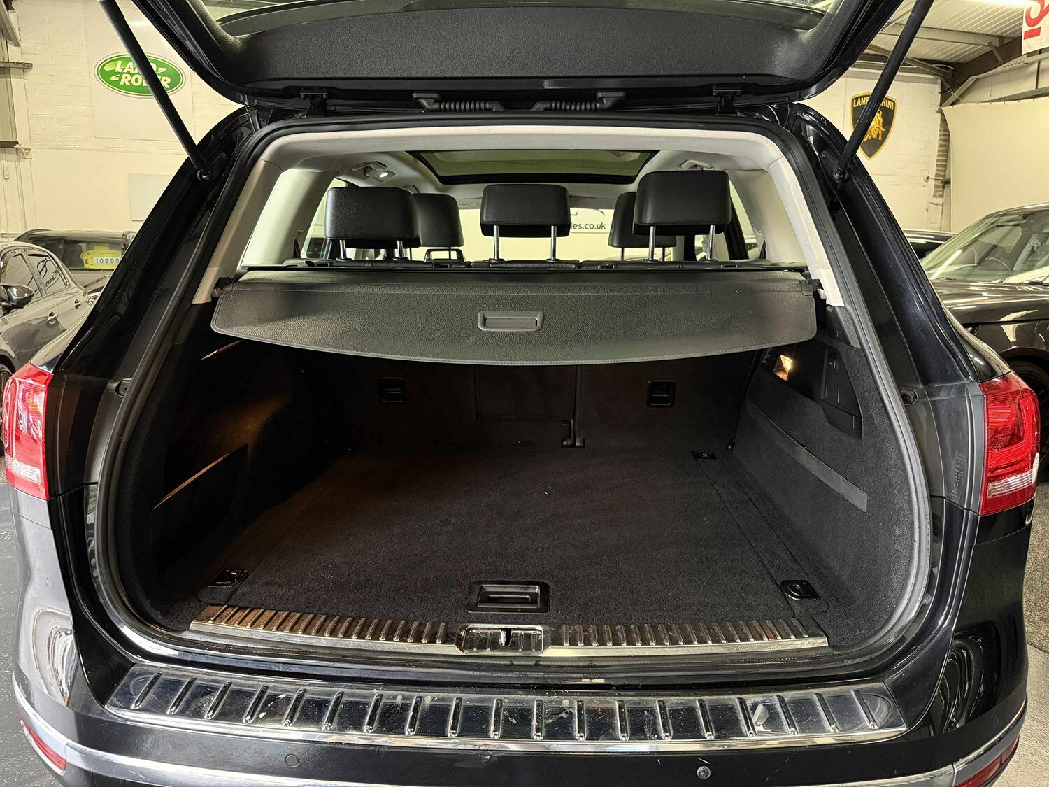 Used Volkswagen Touareg 2017 for sale - 76174068: Photo 18