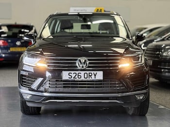 Used Volkswagen Touareg 2017 for sale - 76174068: Photo