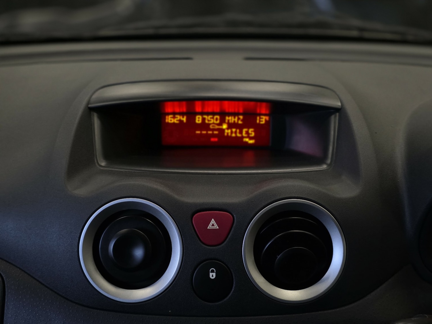 Used Citroen C3 2007 for sale - 76387290: Photo 12