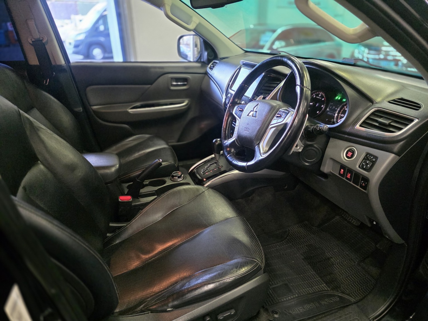 Used Mitsubishi L200 2018 for sale - 77228219: Photo 17