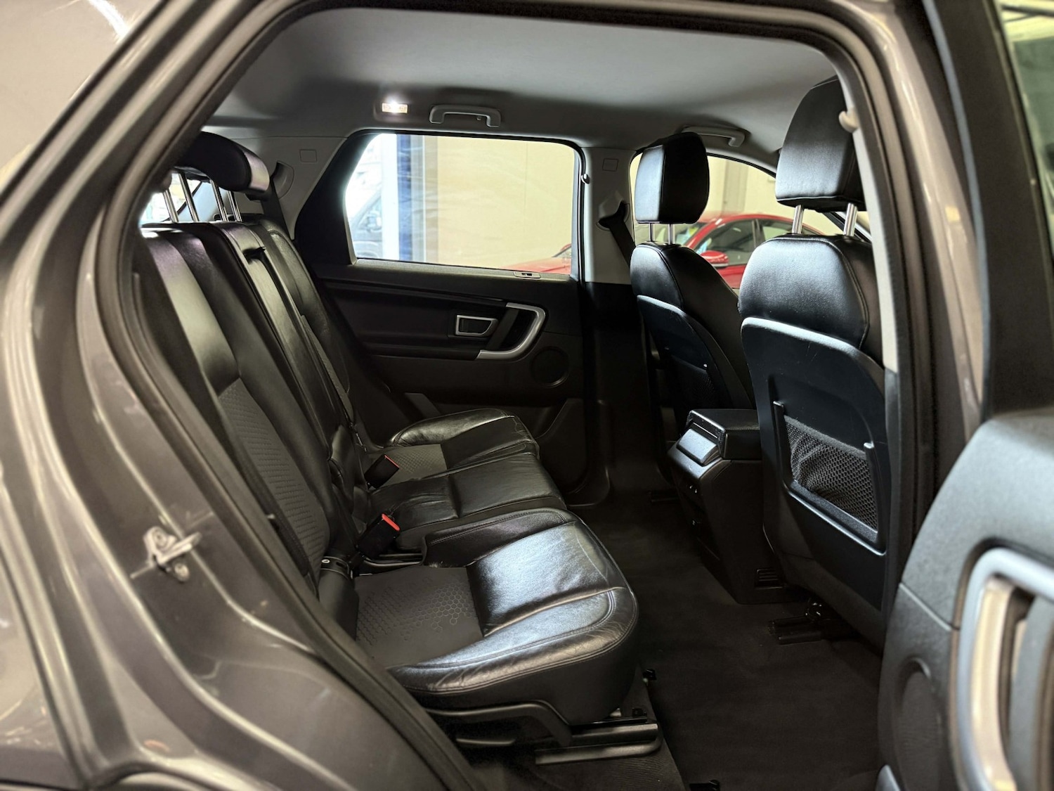 Used Land Rover Discovery Sport 2017 for sale - 77881019: Photo 15