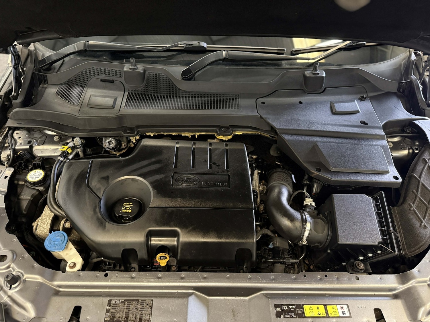 Used Land Rover Discovery Sport 2017 for sale - 77881019: Photo 19