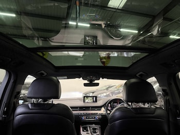 Used Audi Q7 2018 for sale - 76497411: Photo