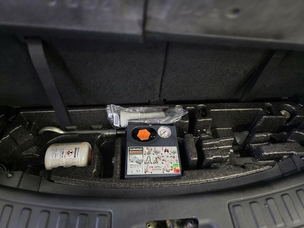 Used Land Rover Discovery Sport 2016 for sale - 76281419: Photo 19