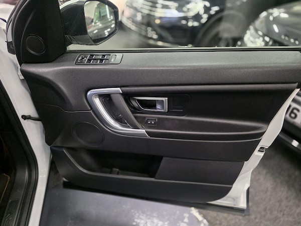 Used Land Rover Discovery Sport 2016 for sale - 76281419: Photo 24
