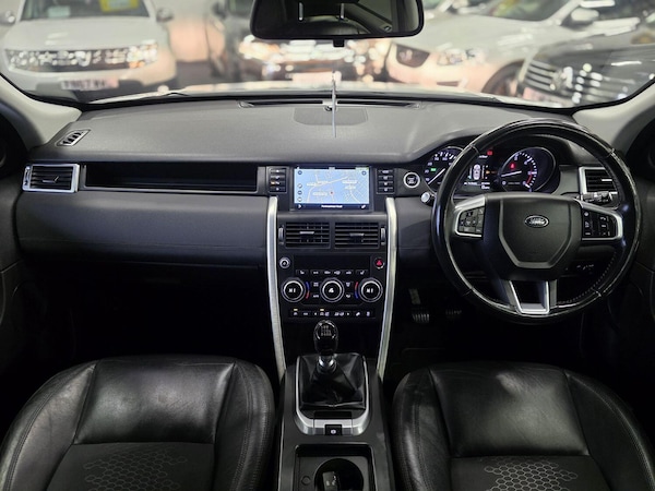 Used Land Rover Discovery Sport 2016 for sale - 76281419: Photo 2
