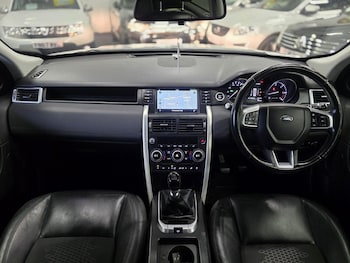 Used Land Rover Discovery Sport 2016 for sale - 76281419: Photo 2