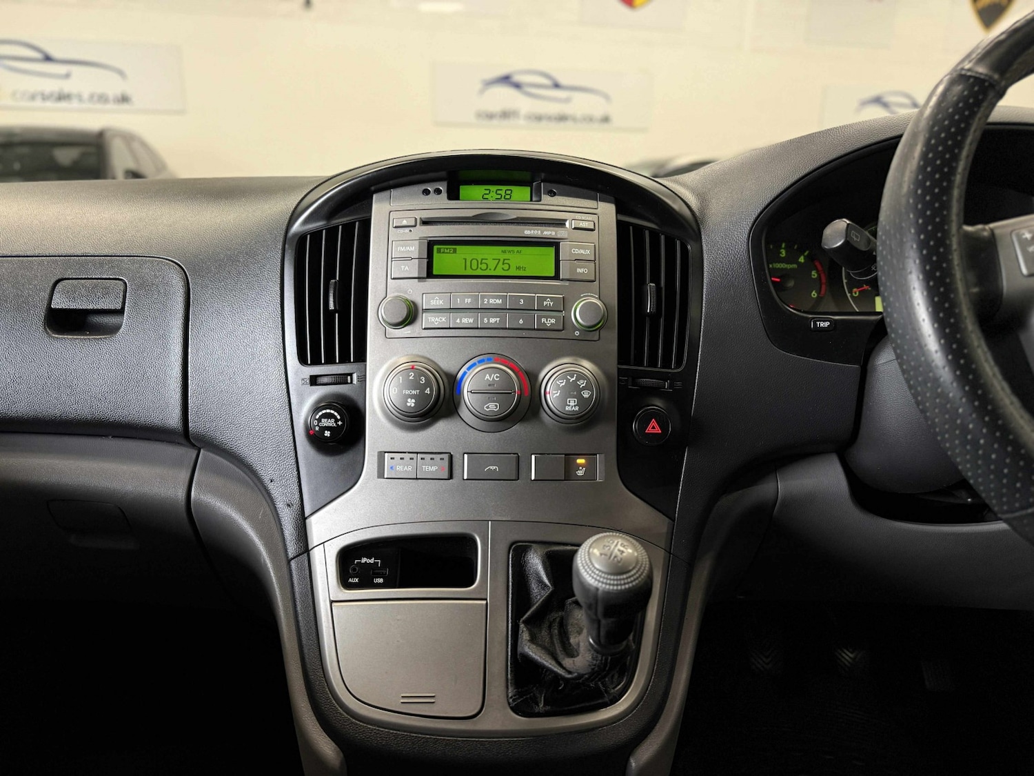 Used Hyundai i800 2011 for sale - 76483090: Photo 13