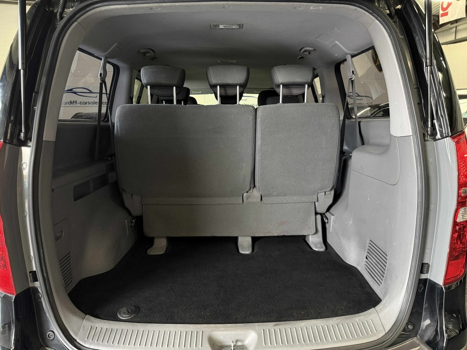 Used Hyundai i800 2011 for sale - 76483090: Photo 19