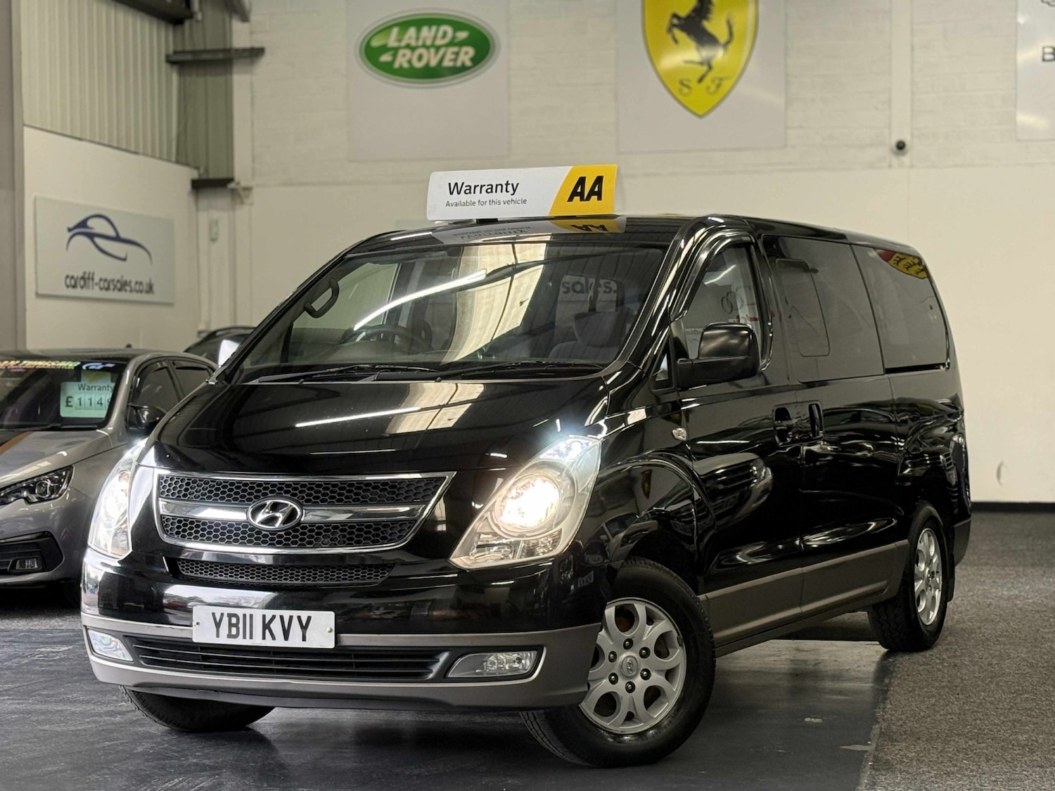 Used Hyundai i800 2011 for sale - 76483090: Photo 3