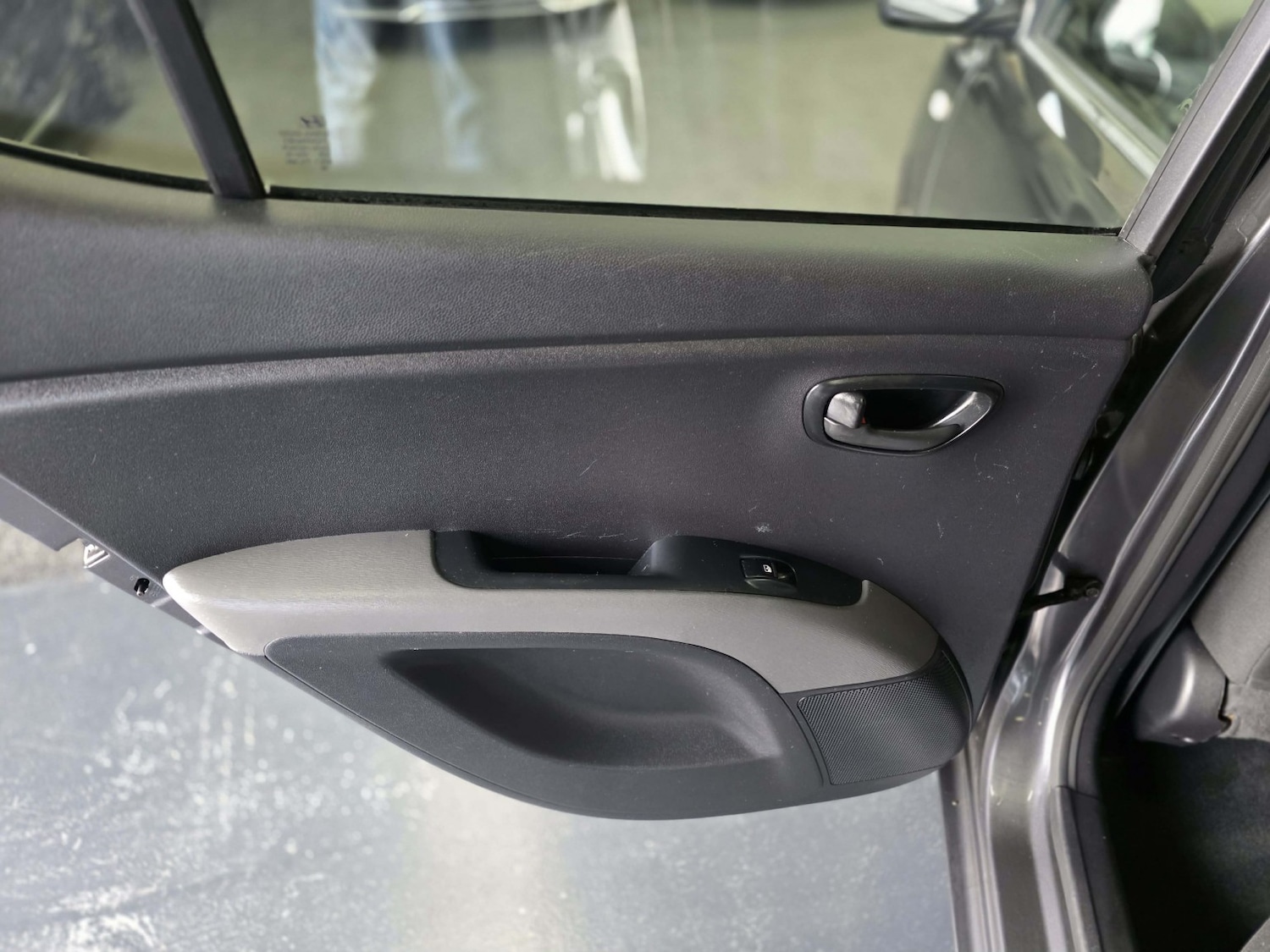 Used Hyundai i10 2012 for sale - 76896924: Photo 25