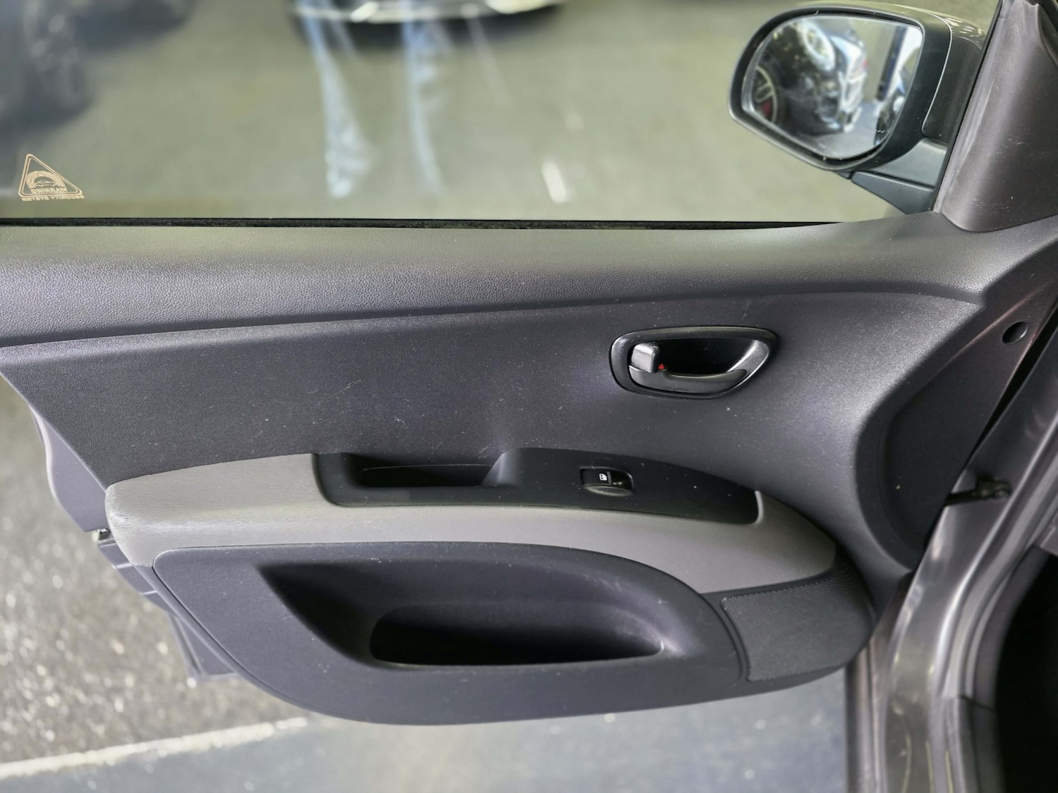 Used Hyundai i10 2012 for sale - 76896924: Photo 26