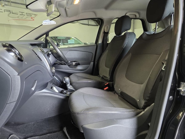Used Renault Captur 2017 for sale - 74321179: Photo 8
