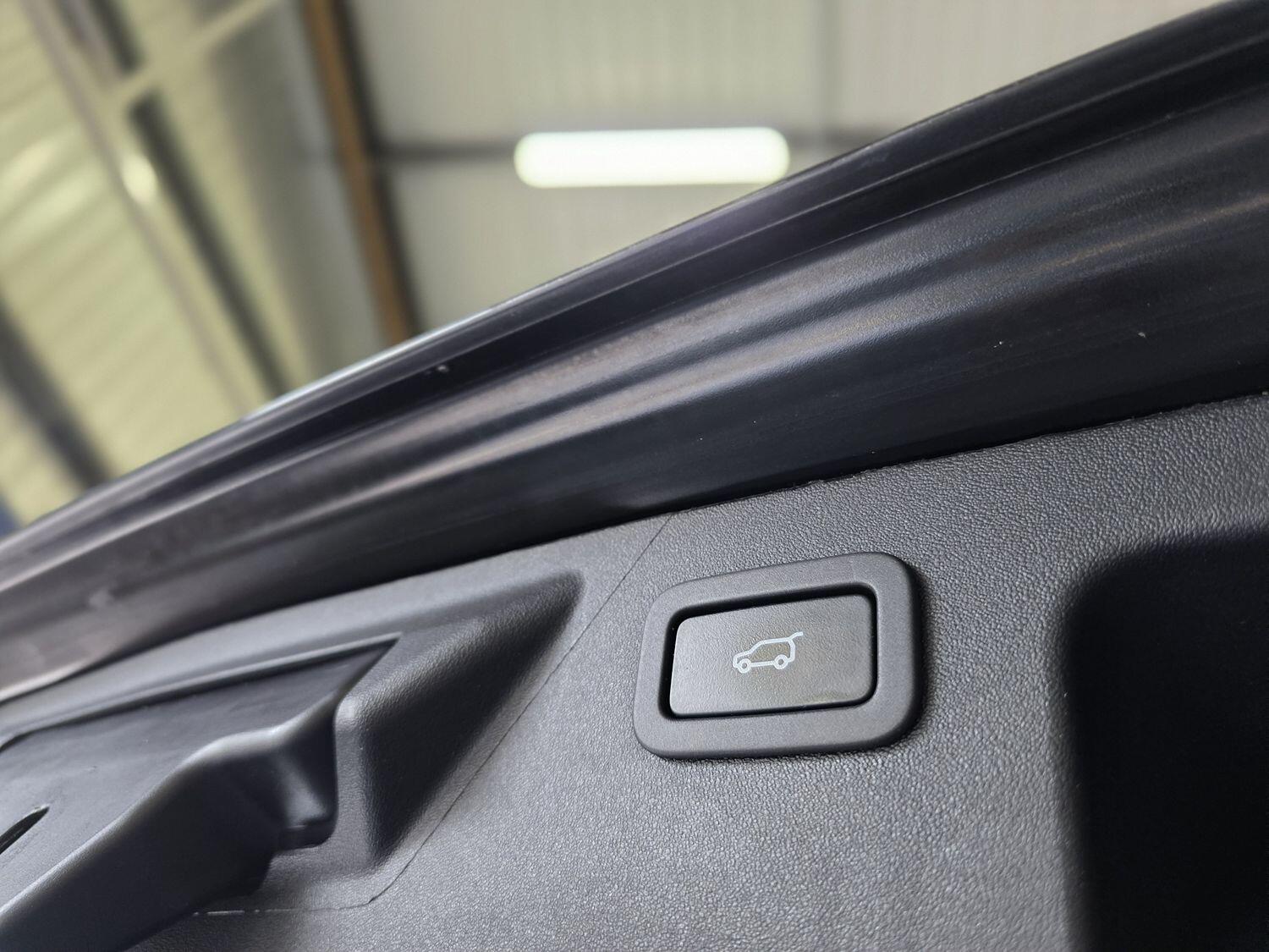 Used Land Rover Discovery Sport 2018 for sale - 76120357: Photo 21