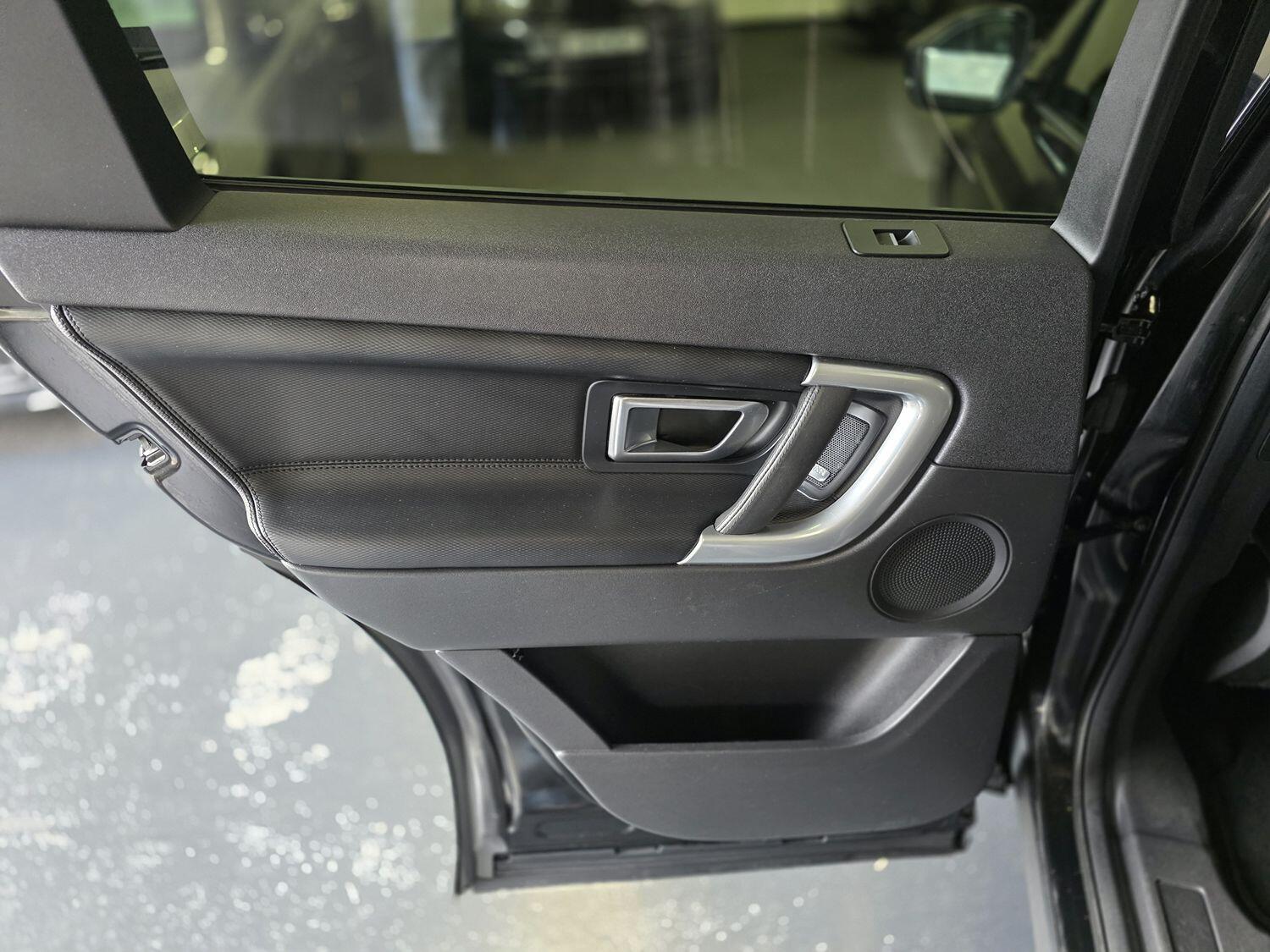 Used Land Rover Discovery Sport 2018 for sale - 76120357: Photo 27