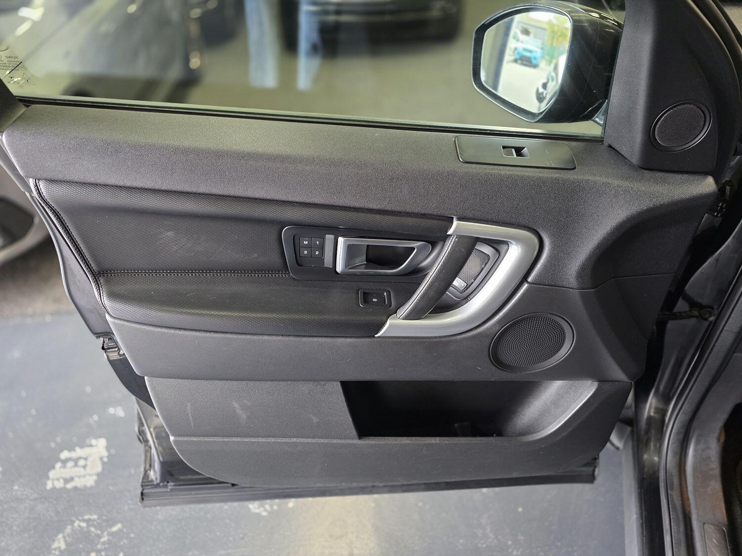 Used Land Rover Discovery Sport 2018 for sale - 76120357: Photo 28