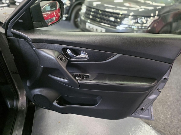 Used Nissan X-Trail 2017 for sale - 76268579: Photo 25