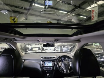 Used Nissan X-Trail 2017 for sale - 76268579: Photo 2