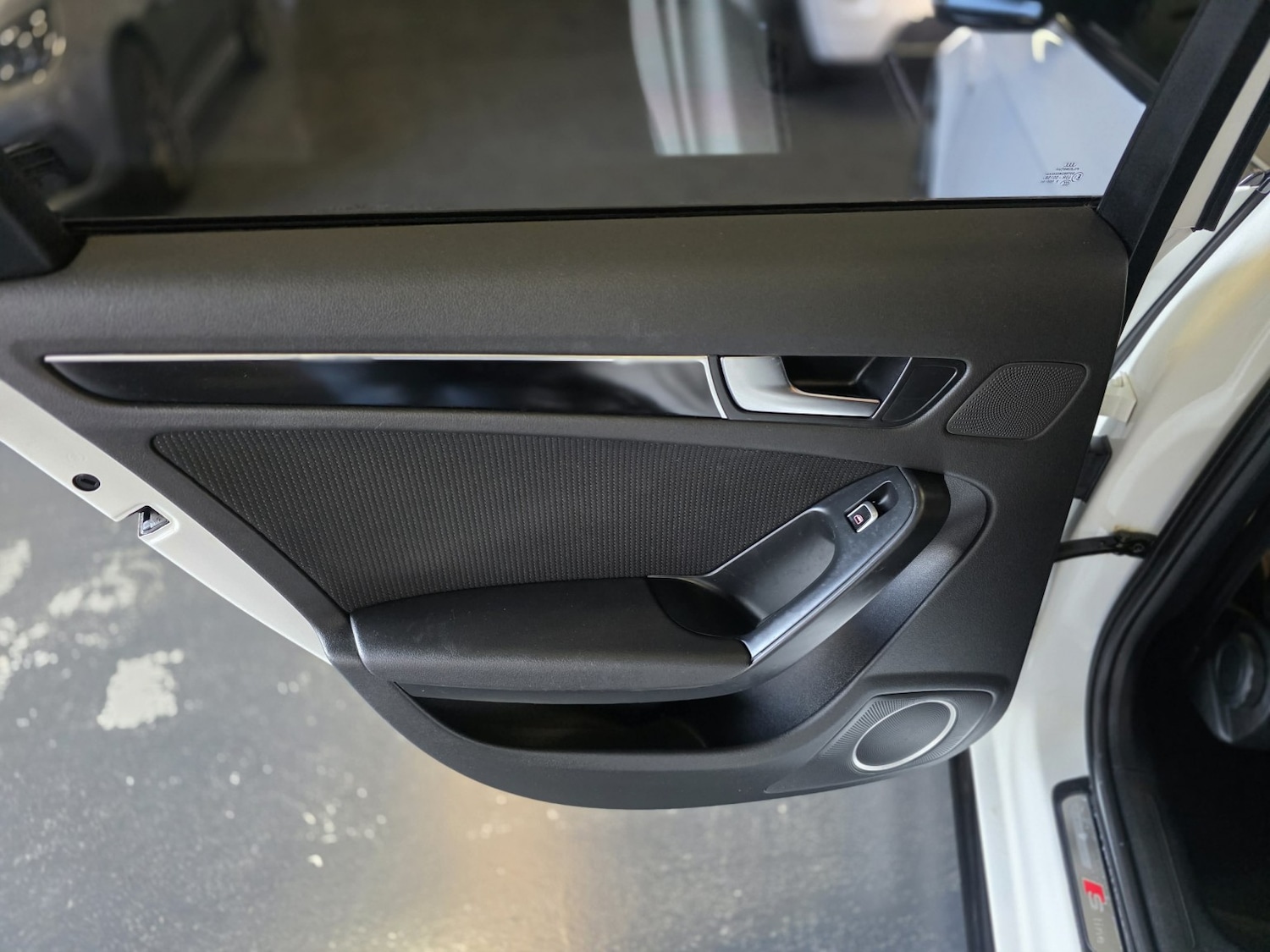 Used Audi A4 2015 for sale - 77038986: Photo 27