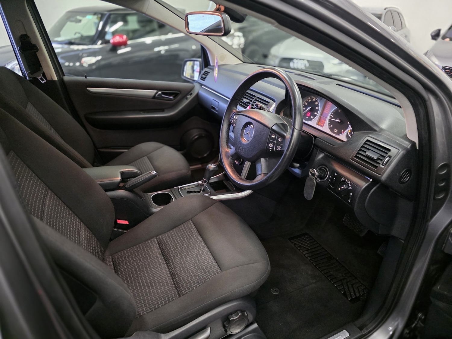 Used Mercedes-Benz B Class 2009 for sale - 76785043: Photo 13