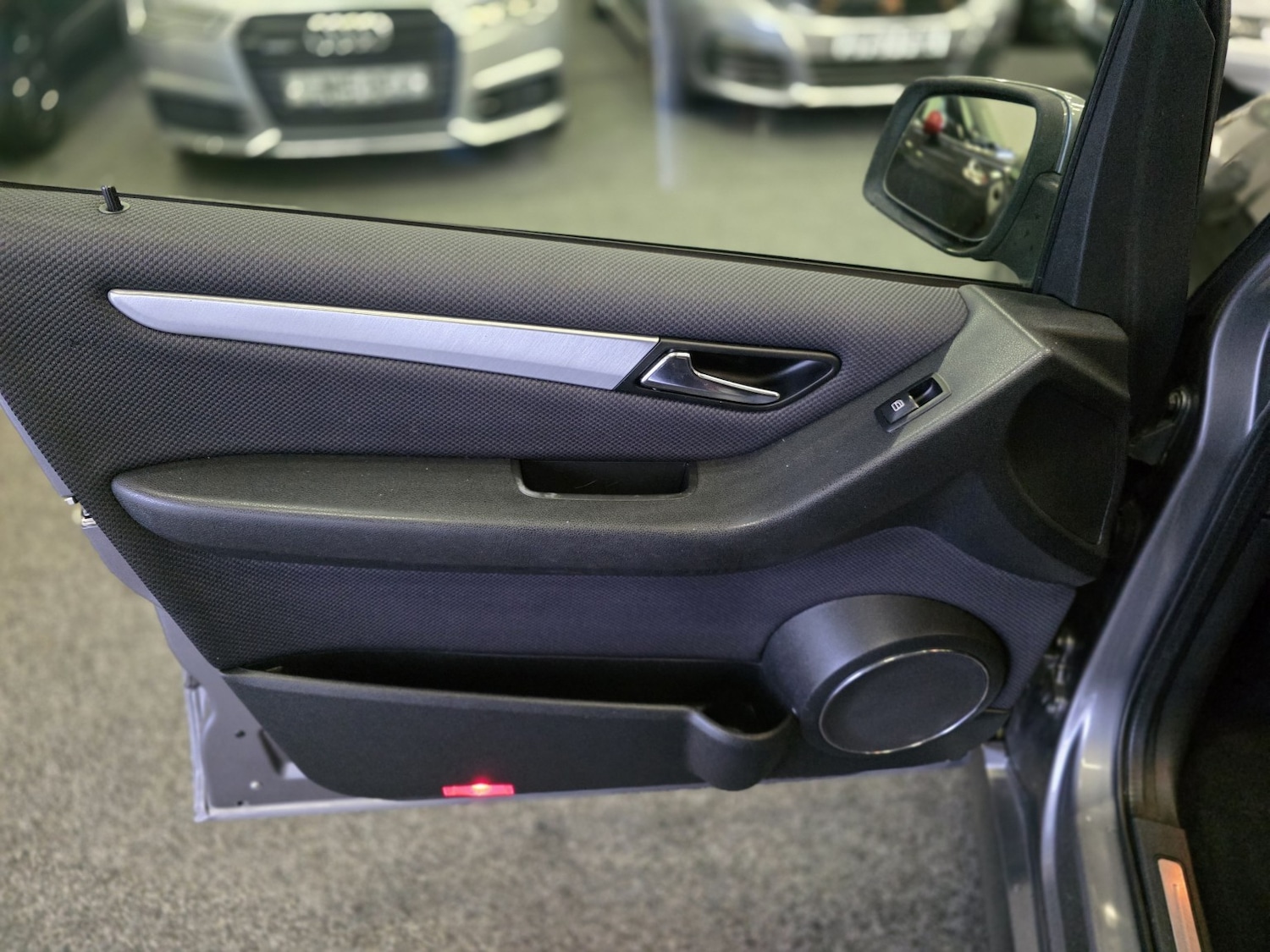 Used Mercedes-Benz B Class 2009 for sale - 76785043: Photo 20