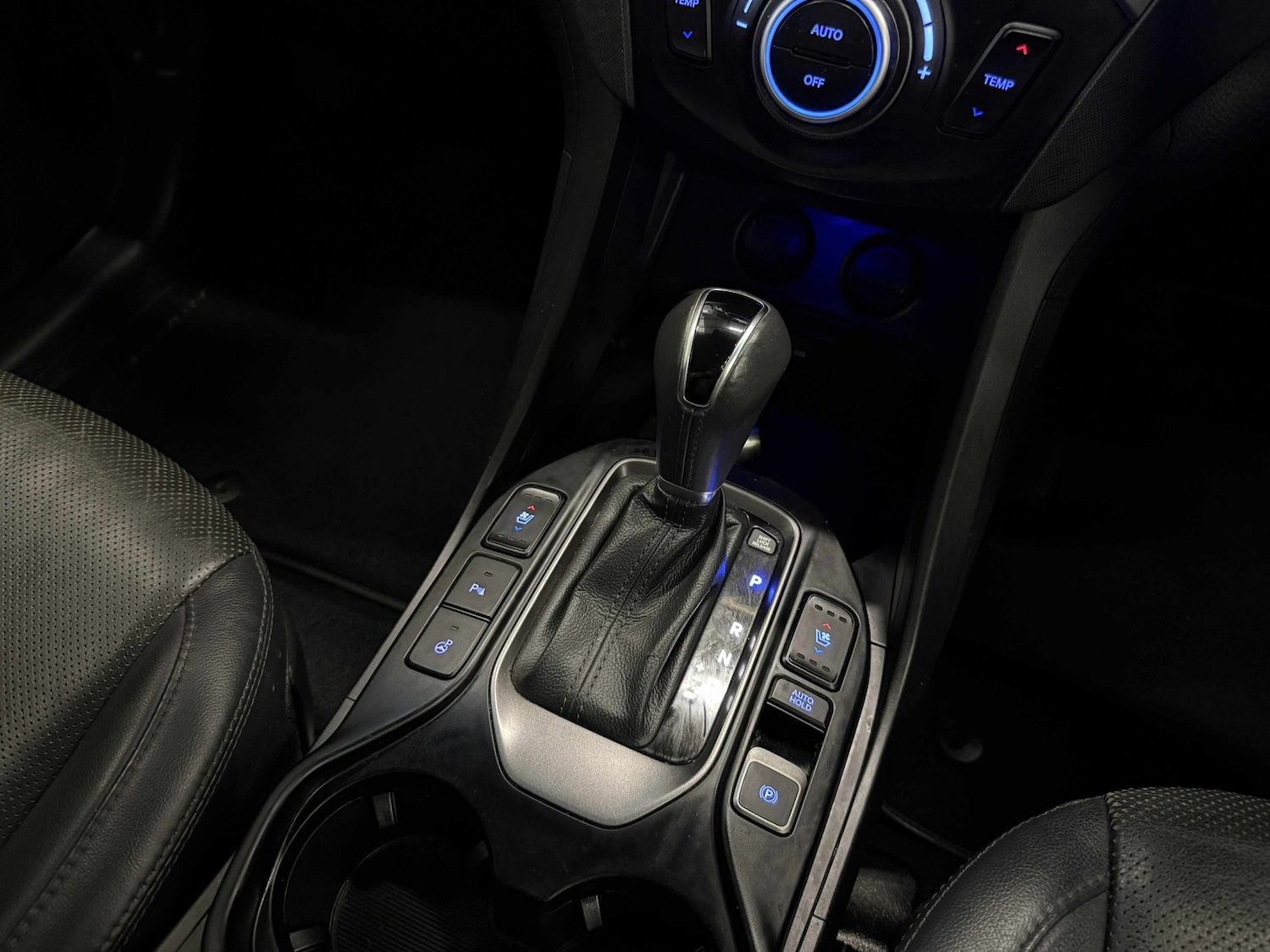 Used Hyundai Santa Fe 2015 for sale - 76482964: Photo 13