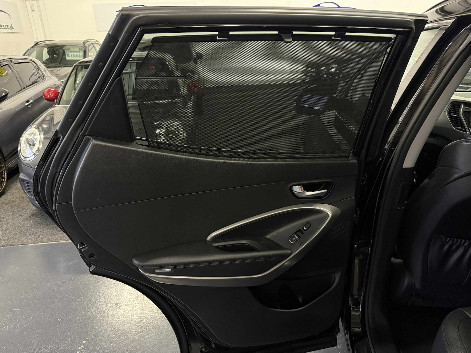 Used Hyundai Santa Fe 2015 for sale - 76482964: Photo 27