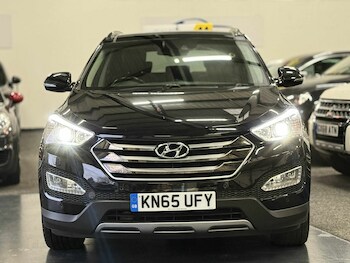 Used Hyundai Santa Fe 2015 for sale - 76482964: Photo