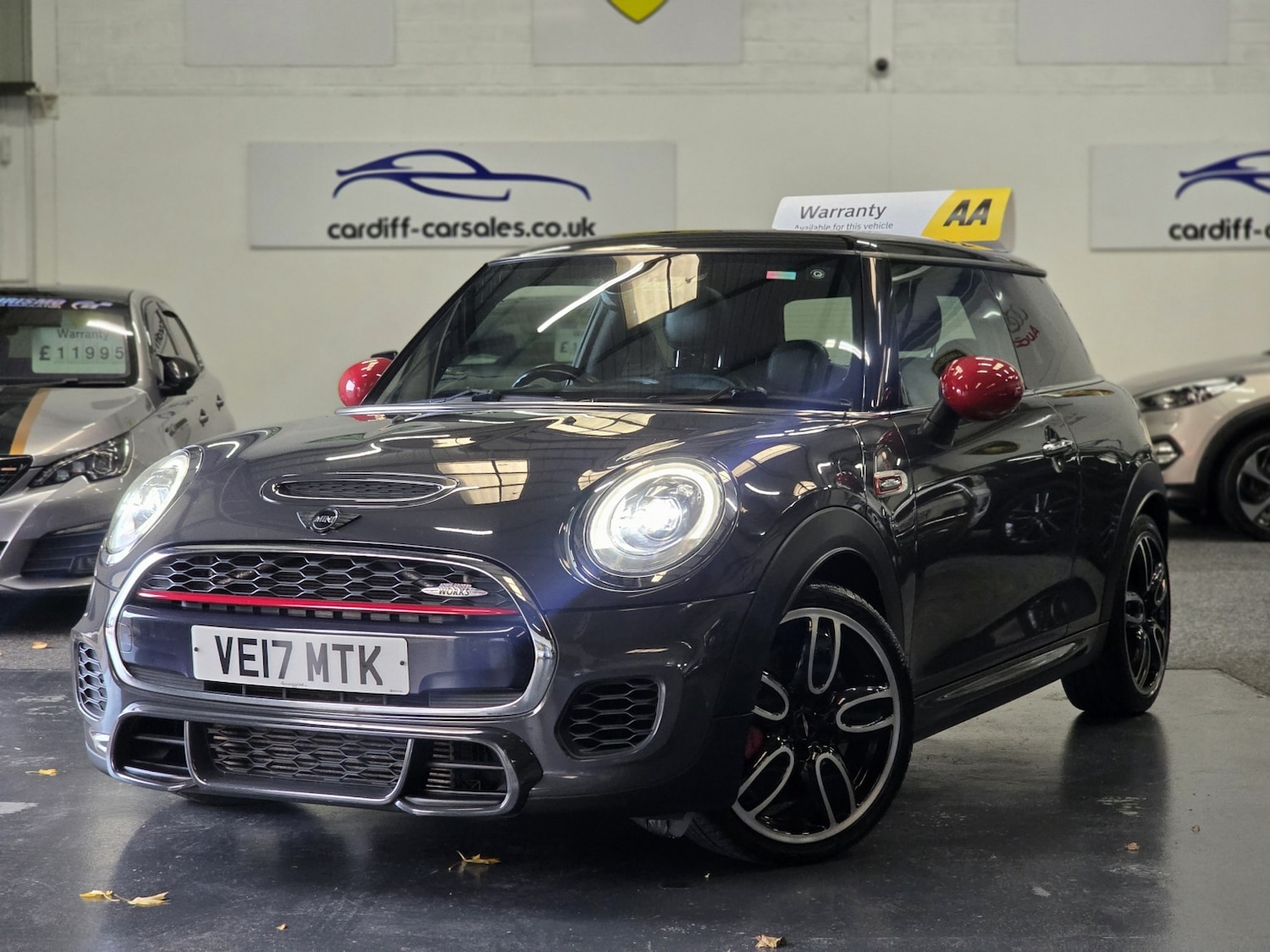 Used MINI Hatch 2017 for sale - 76363050: Photo 4