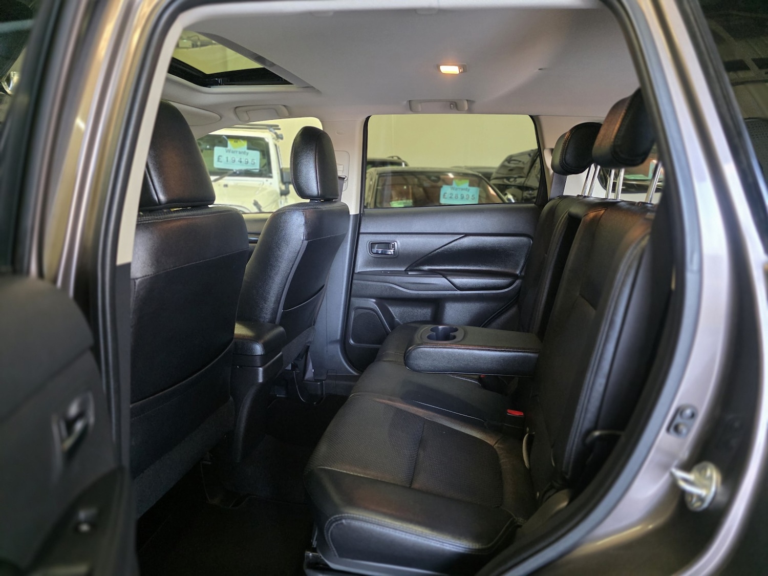 Used Mitsubishi Outlander 2018 for sale - 77921393: Photo 17