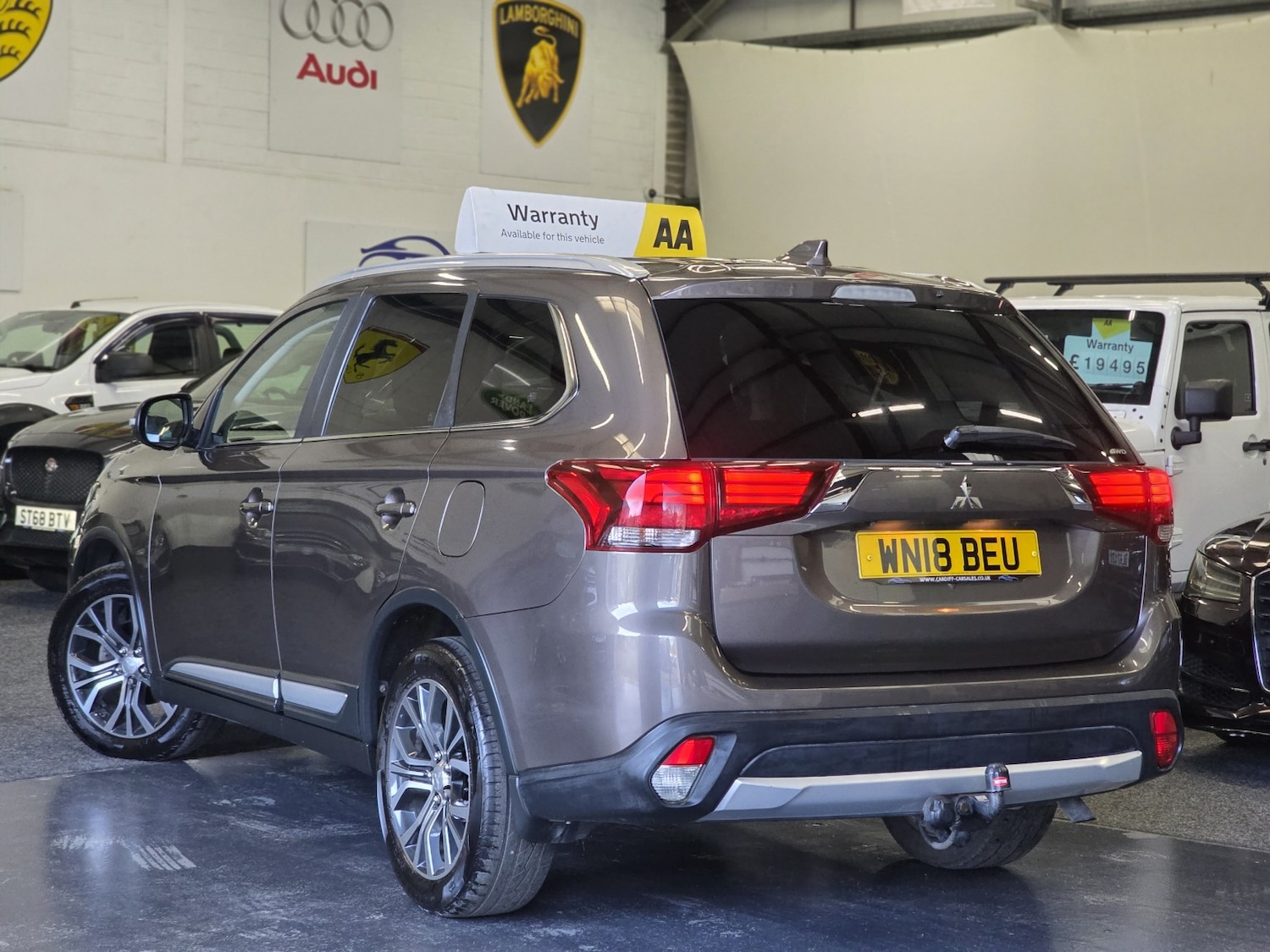 Used Mitsubishi Outlander 2018 for sale - 77921393: Photo 8