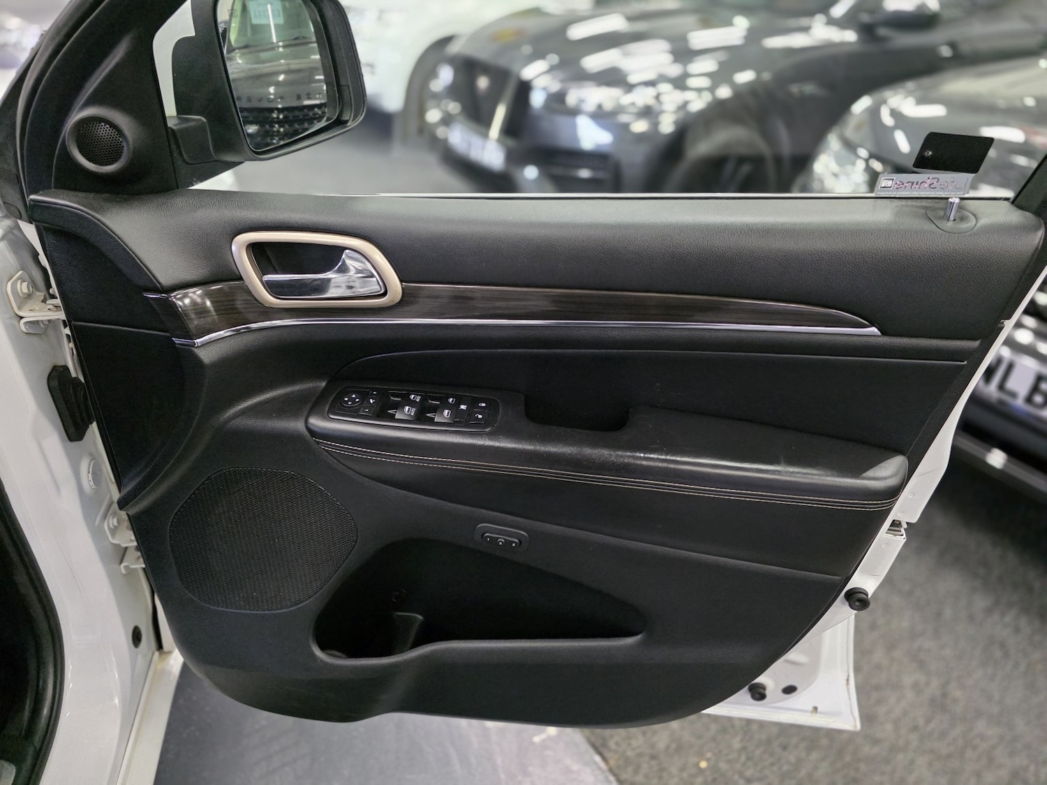 Used Jeep Grand Cherokee 2015 for sale - 76725727: Photo 25