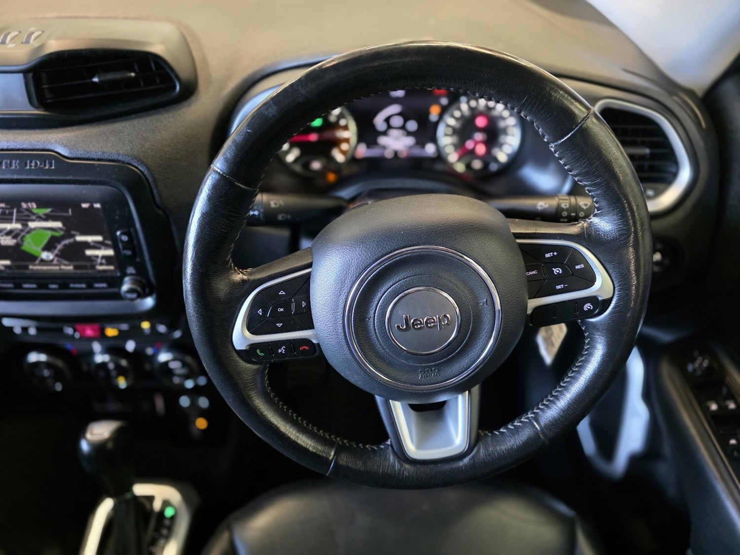 Used Jeep Renegade 2015 for sale - 76631467: Photo 11